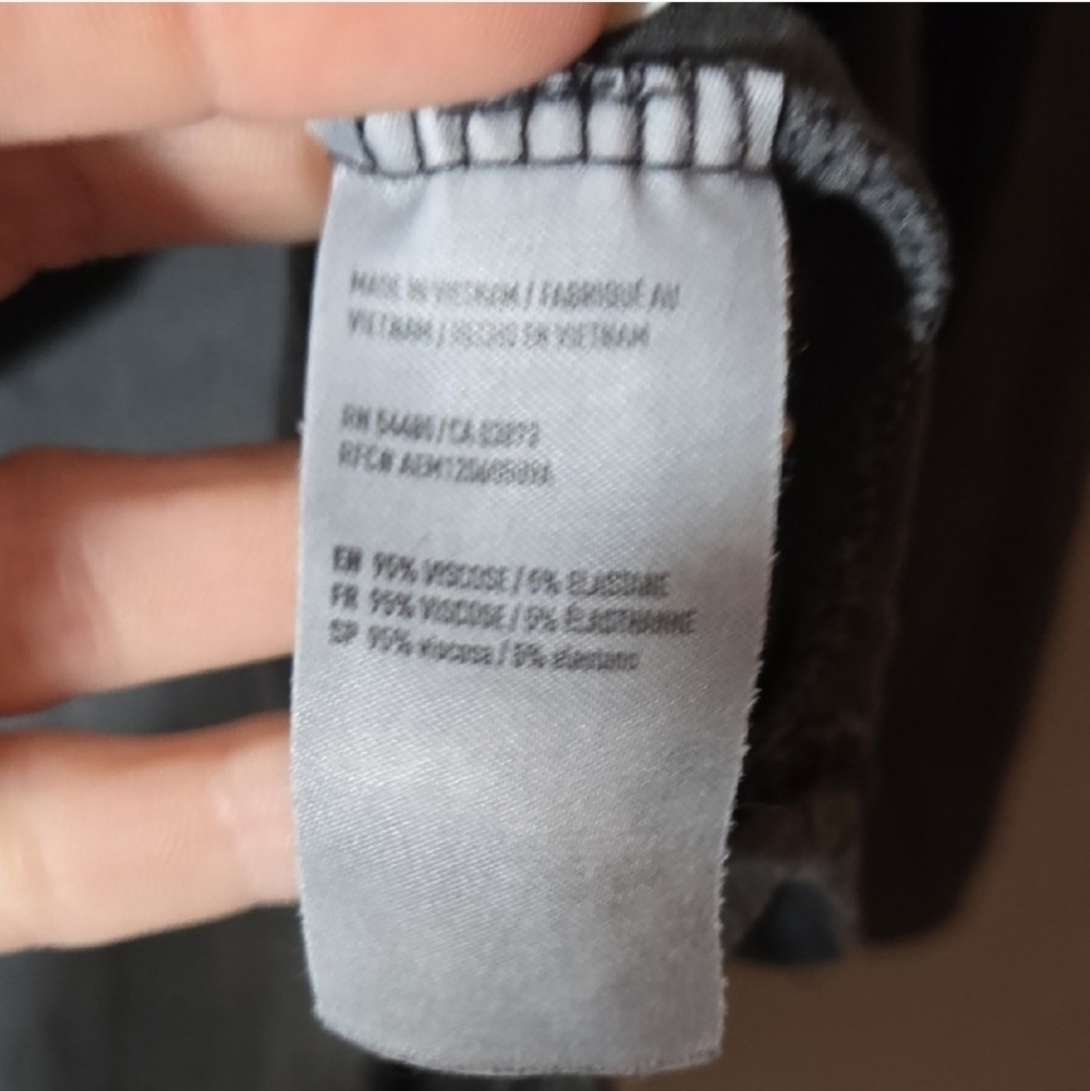 Medium American Eagle Gray Relaxed Cut Out Top Long Sleeve Soft Basic Minimalist - Picture 3 of 3